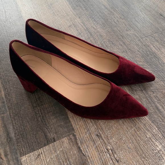 J. Crew Shoes - J.Crew women’s US 9.5 burgundy velvet block heel pumps point toe Italy made